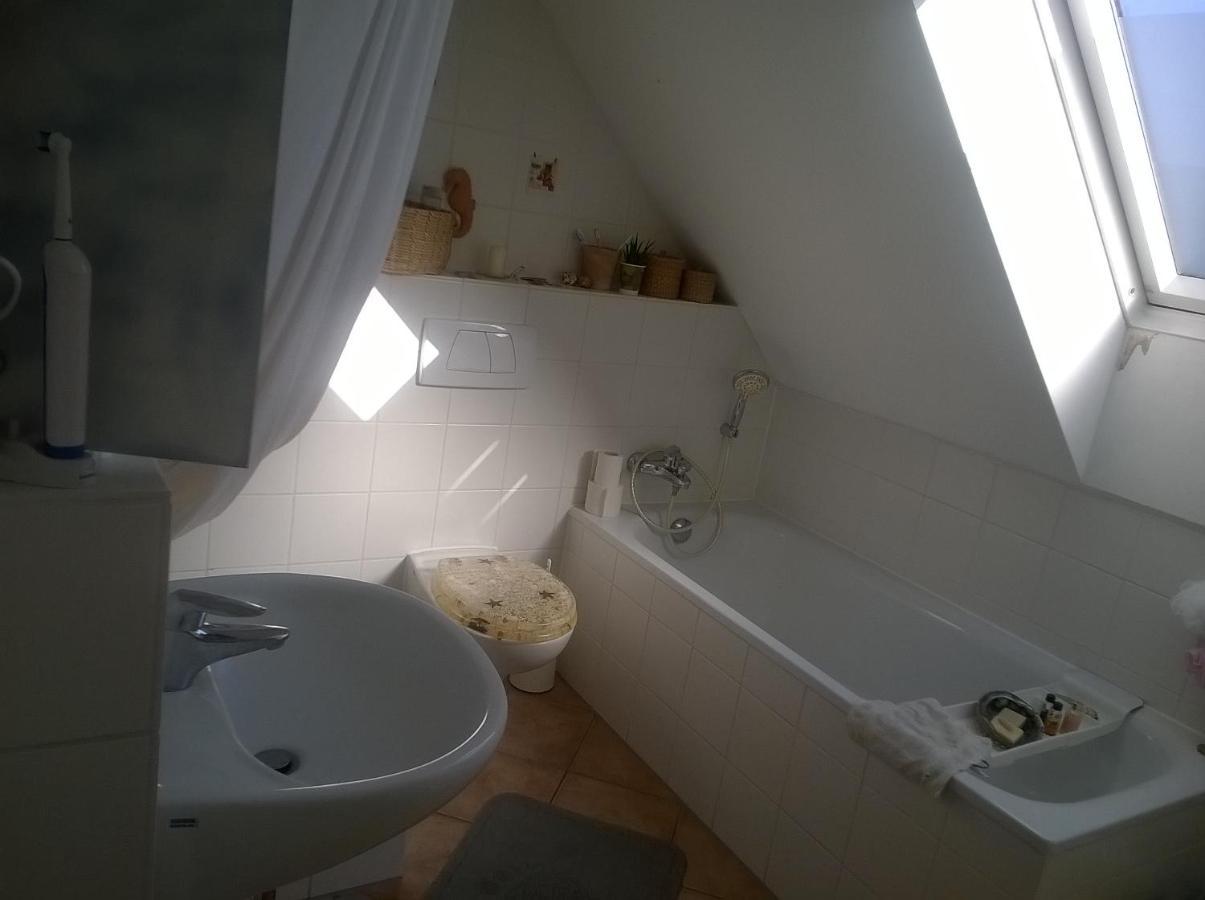 Haus 'Am Emberg' Apartment โคโลญ ภายนอก รูปภาพ